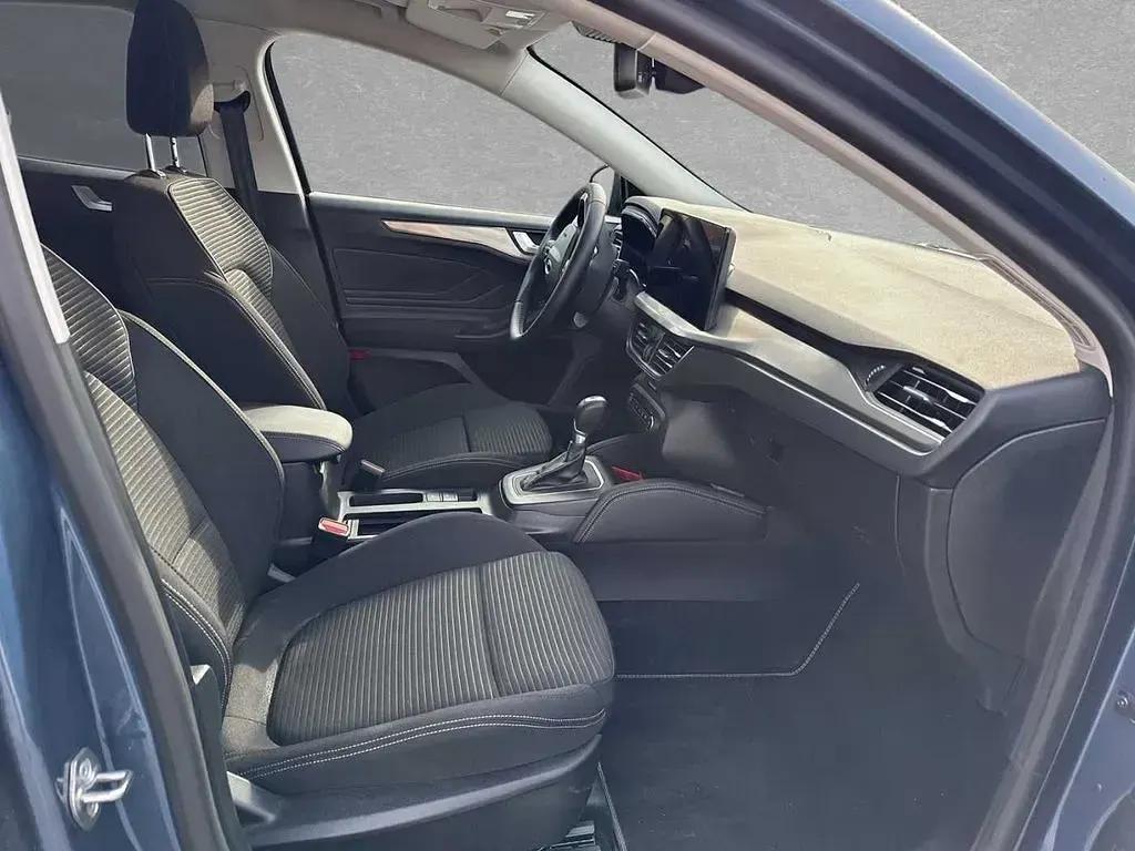 Gebraucht Ford Focus Titanium X 155 PS (114 kW) 2023 Blau Limousine