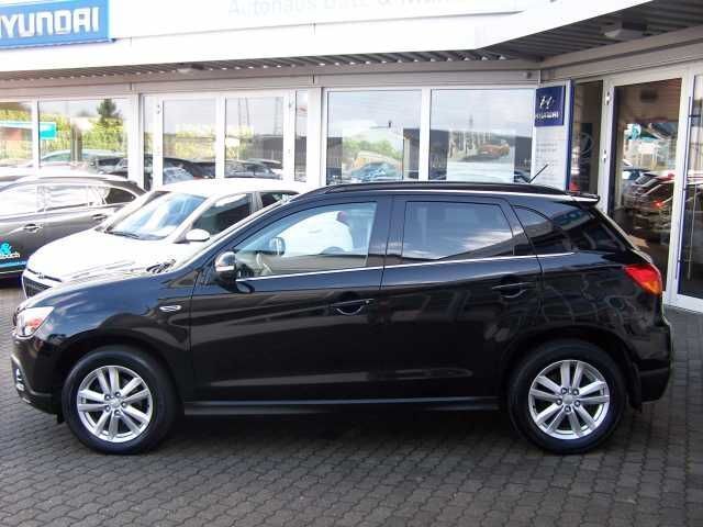 Gebraucht Mitsubishi ASX Intense 150 PS (110 kW) 2010 Schwarz metallic SUV
