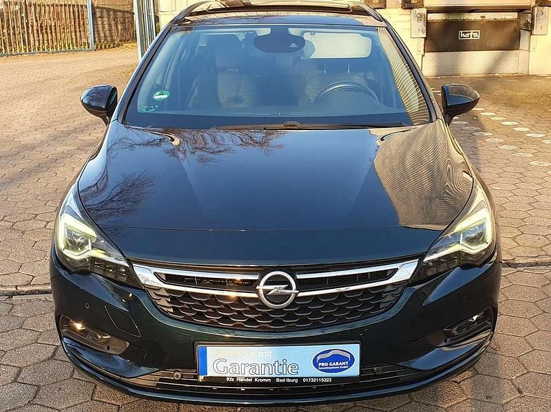 Gebraucht Opel Astra Business 160 PS (117 kW) 2016 Smaragd gruen (mi) Kombi