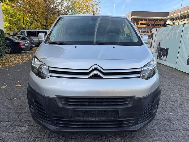 Gebraucht Citroën Jumpy 122 PS (89 kW) 2017 Silber Van / Kleinbus