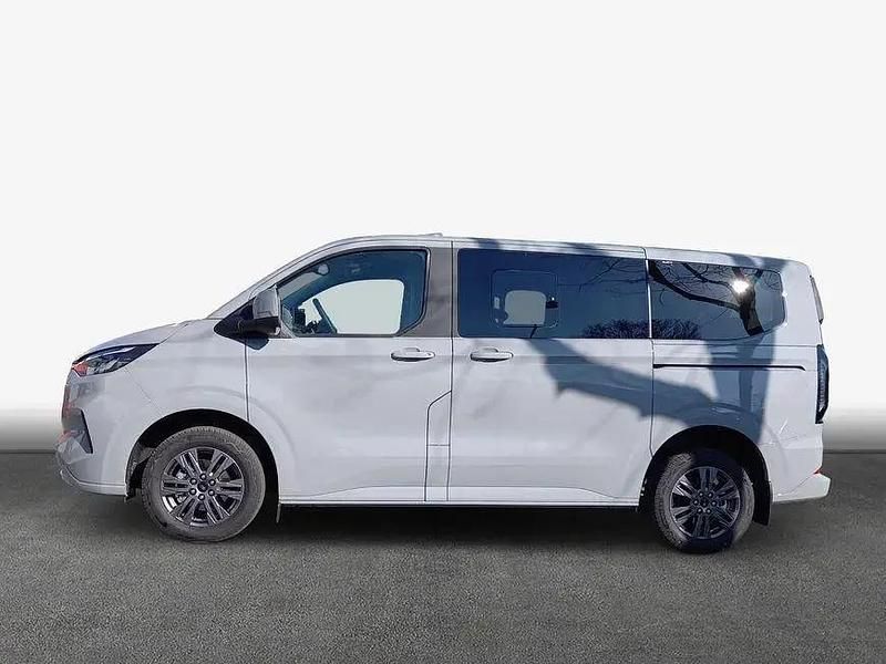 Neu Ford Tourneo Titanium 170 PS (125 kW) 2026 Grau Kombi