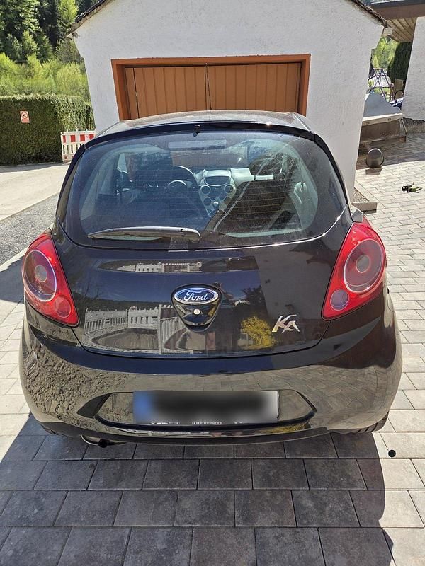 Second-hand Ford Ka 69 CP (50 kW) 2013 Negru Hatchback
