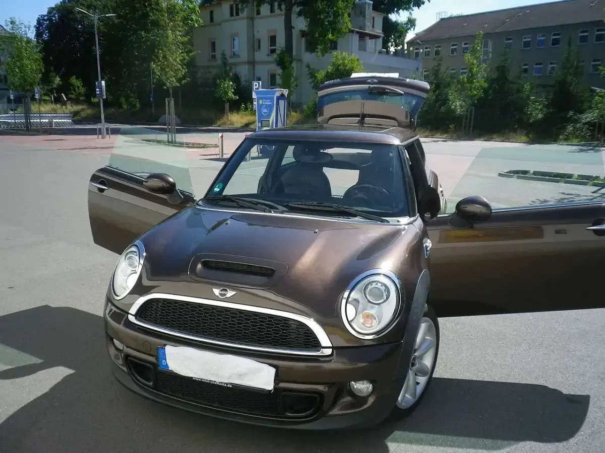 Gebraucht Mini Cooper S 184 PS (135 kW) 2011 Braun Kleinwagen