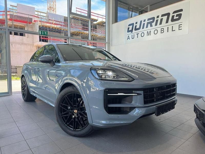 U0 arktigrau Neu 2025 Porsche Cayenne SUV | 123.641 € (Superpreis) - Bild 1/4