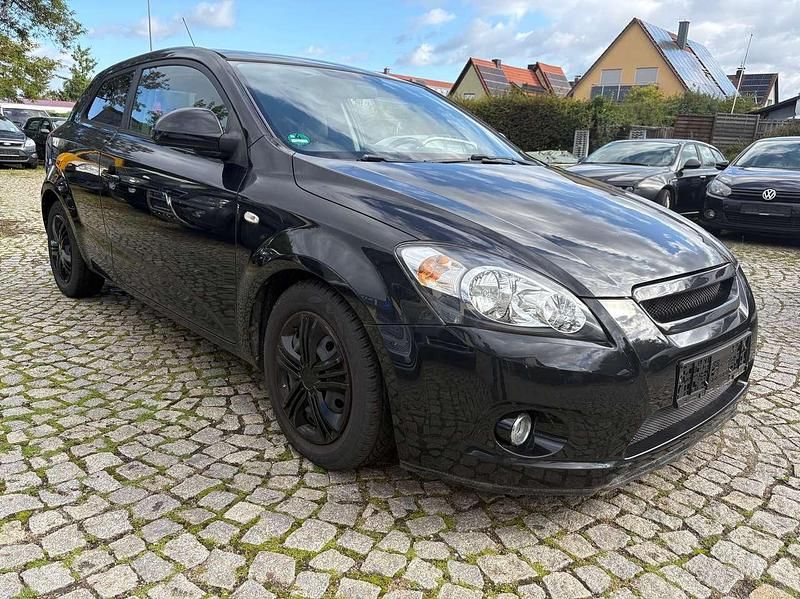 Gebraucht Kia Ceed LX 109 PS (80 kW) 2009 Other Kleinwagen