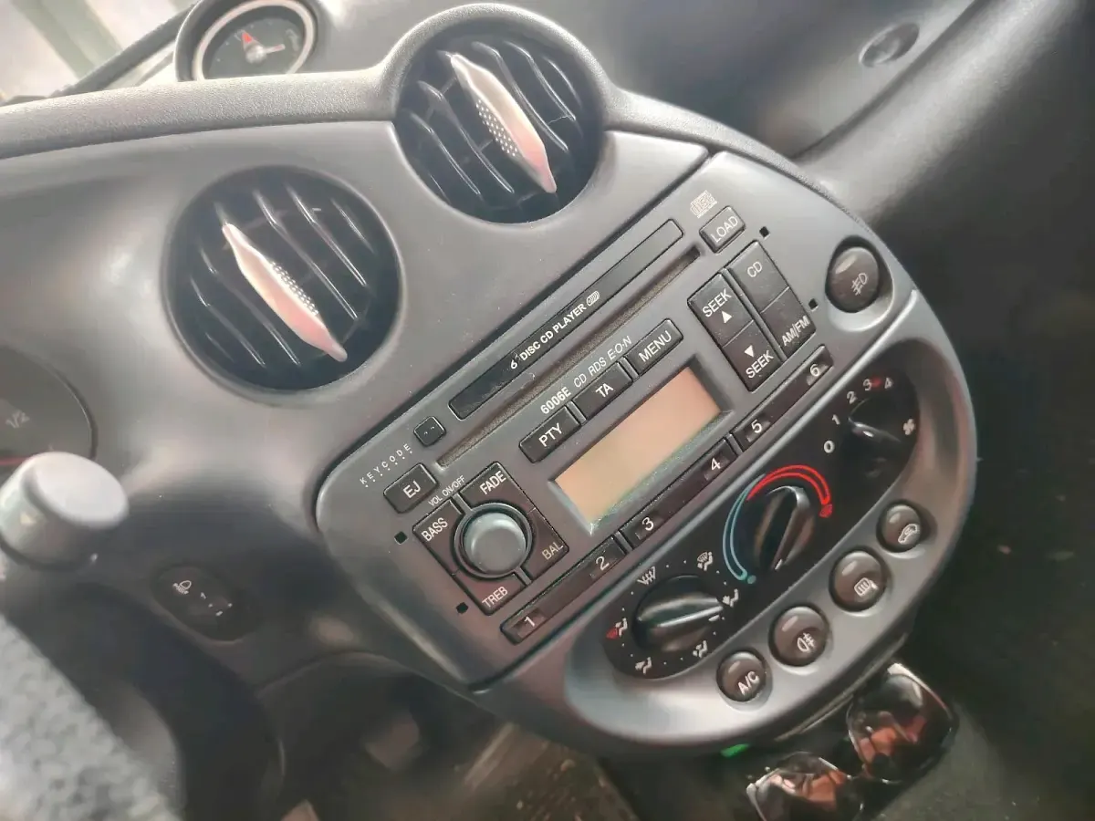 Gebraucht Ford StreetKa 90 PS (66 kW) 2004 Silber Cabrio