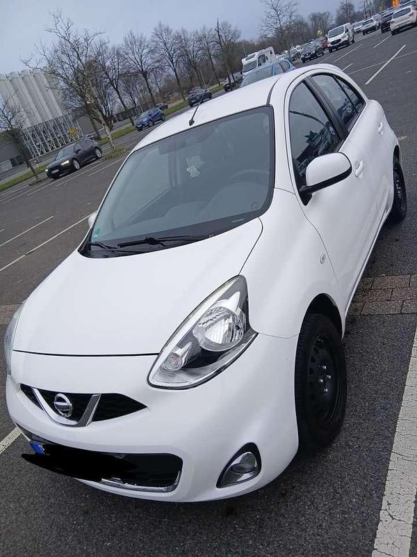 Gebraucht Nissan Micra Acenta 80 PS (58 kW) 2015 Weiß Limousine