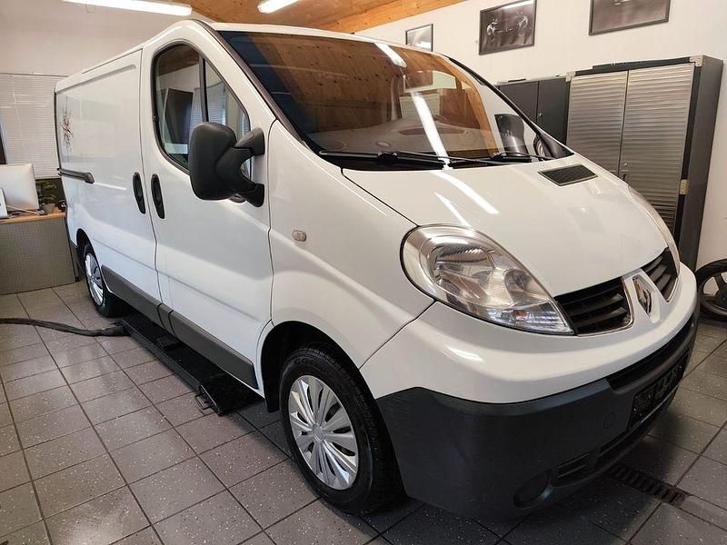 Gebraucht Renault Trafic 90 PS (66 kW) 2011 Van / Kleinbus