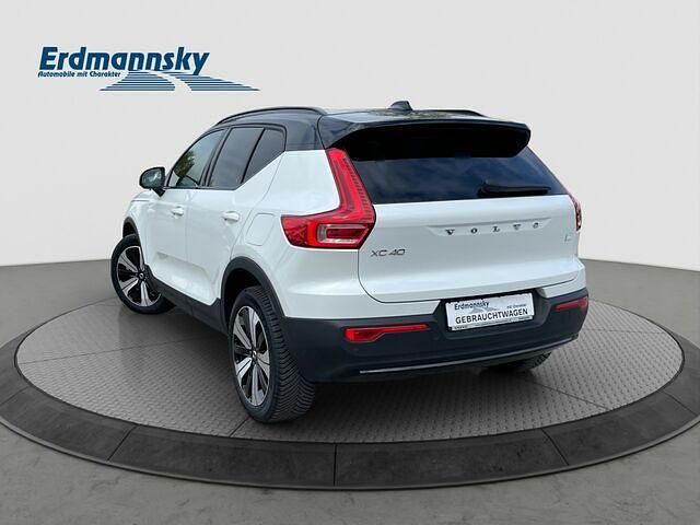 Gebraucht Volvo XC40 Core 169 kW (231 PS) 2023 Crystal white (weiß) SUV