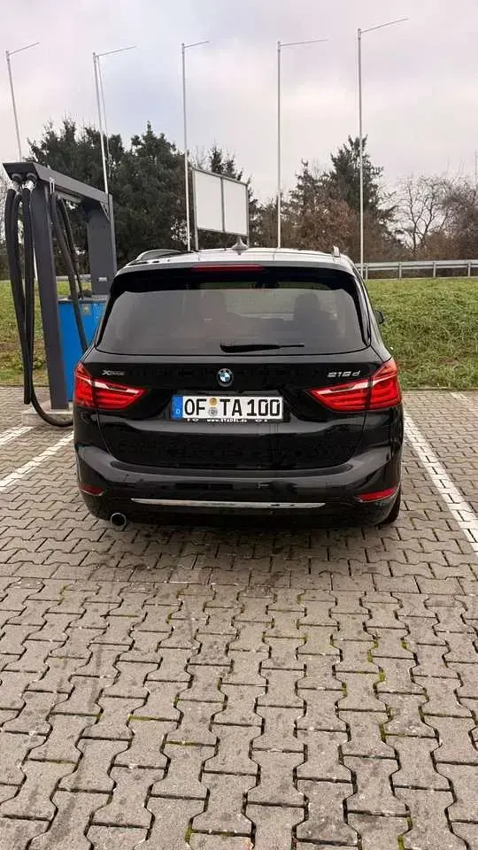 Gebraucht BMW 218 Gran Tourer Sport Line 150 PS (110 kW) 2017 Van / Kleinbus