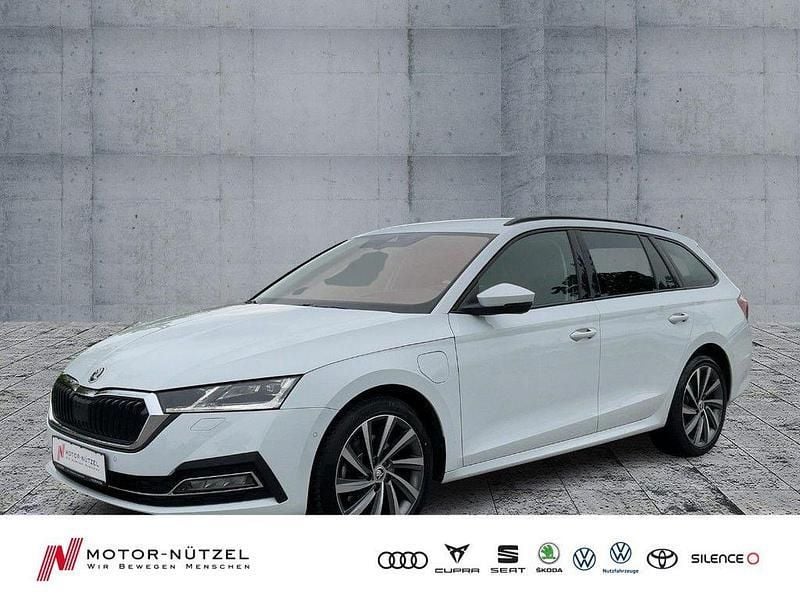 Weiß Gebraucht 2021 Skoda Octavia Style Kombi | 21.490 € (Fairer Preis) - Bild 1/4