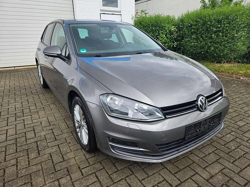 Limestone grey metallic Gebraucht 2014 VW Golf VII Kleinwagen | 6.500 € (Guter Preis) - Bild 1/4