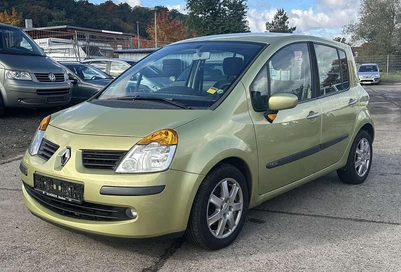 Grün Gebraucht 2004 Renault Modus Van / Kleinbus | 1.490 € (Guter Preis) - Bild 1/4