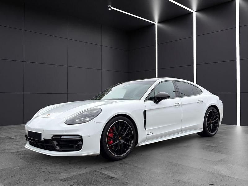 Weiß Gebraucht 2023 Porsche Panamera GTS Sport Limousine | 119.990 € (Teuer) - Bild 1/4
