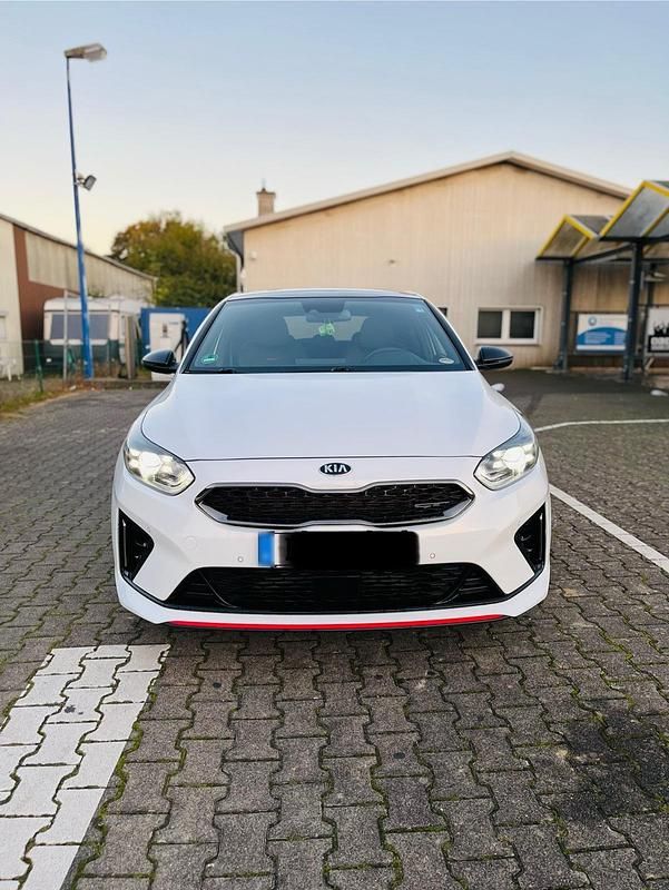 Gebraucht Kia Ceed GT GT 204 PS (150 kW) 2021 Weiß Kleinwagen