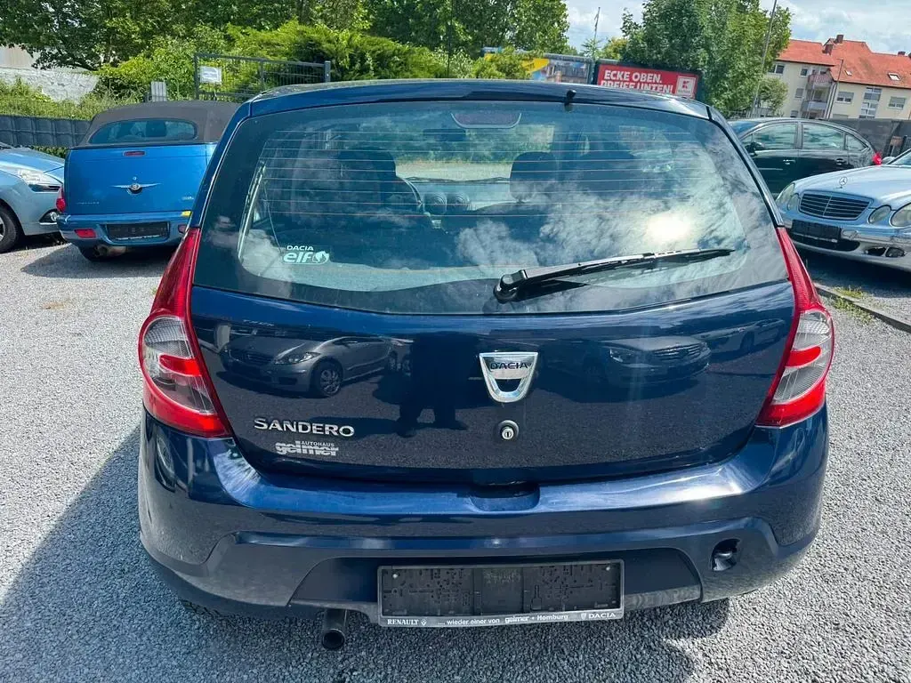 Gebraucht Dacia Sandero Basis 75 PS (55 kW) 2012 Blau Limousine