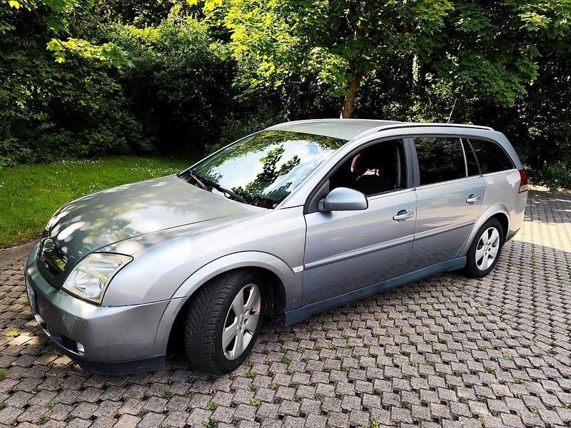 Silber Gebraucht 2004 Opel Vectra Kombi | 850 € (Fairer Preis) - Bild 1/4