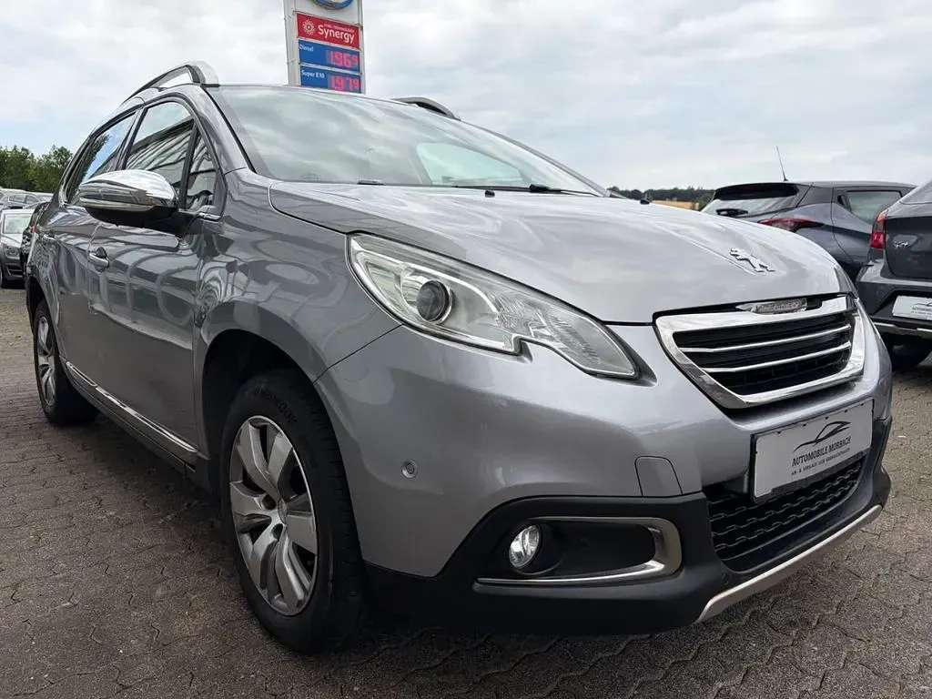 Gebraucht Peugeot 2008 Allure 114 PS (83 kW) 2013 Silber SUV
