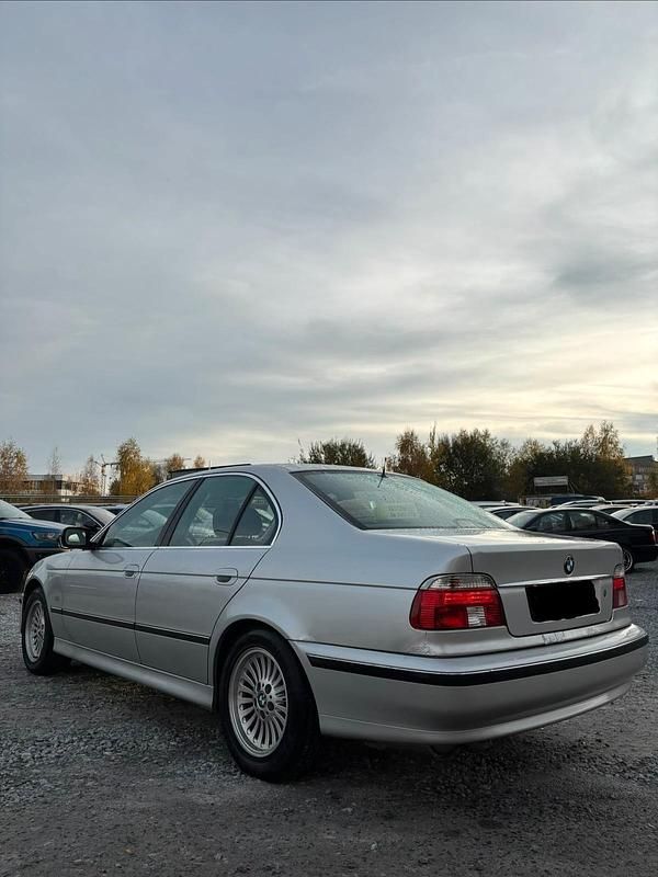 Gebraucht BMW 535 250 PS (183 kW) 2000 Silber Limousine