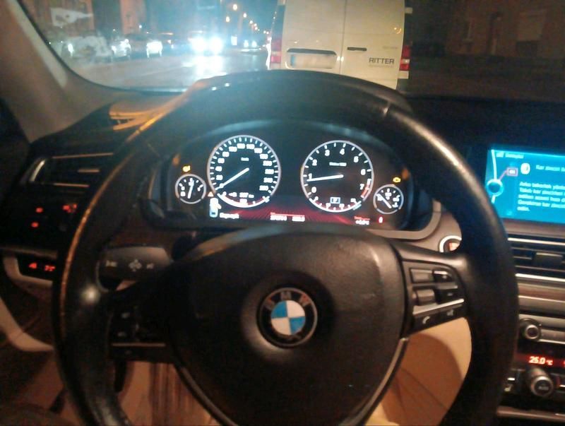 Gebraucht BMW 750 440 PS (323 kW) 2009 Schwarz Limousine