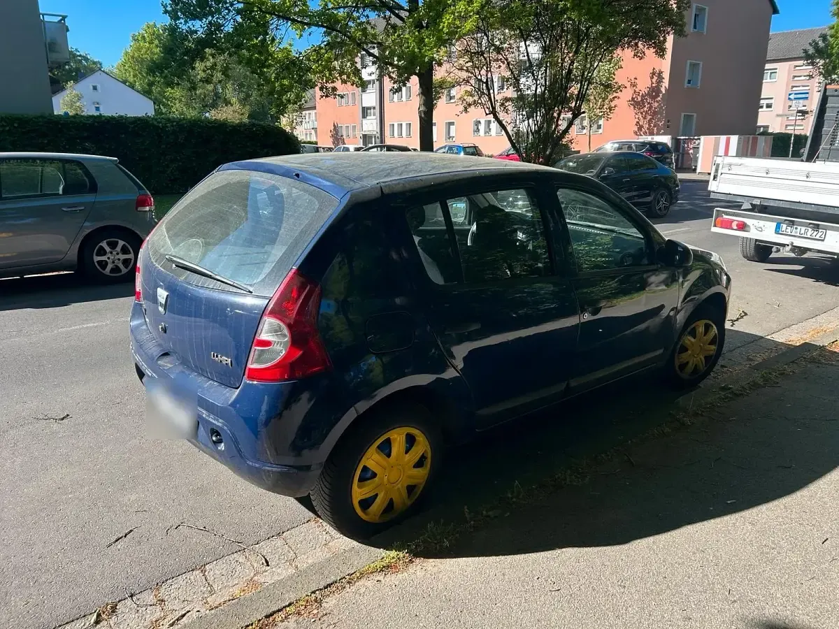Gebraucht Dacia Sandero 68 PS (50 kW) 2009 Blau Kleinwagen