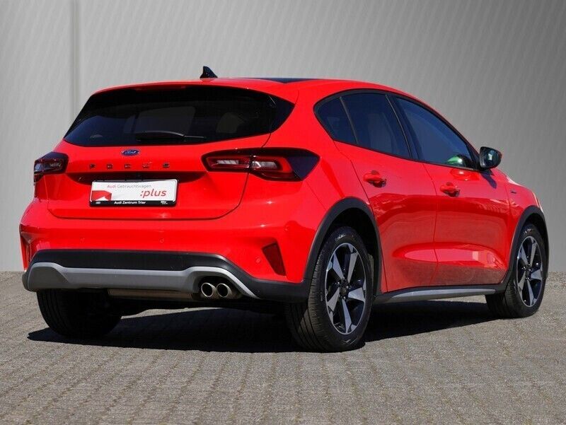 Gebraucht Ford Focus Active X 116 PS (85 kW) 2024 Racerot Limousine