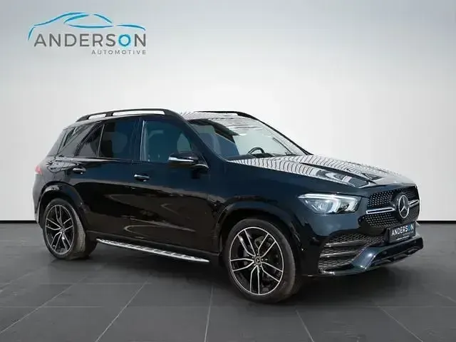 Gebraucht Mercedes GLE300 Night 245 PS (180 kW) 2022 Schwarz SUV