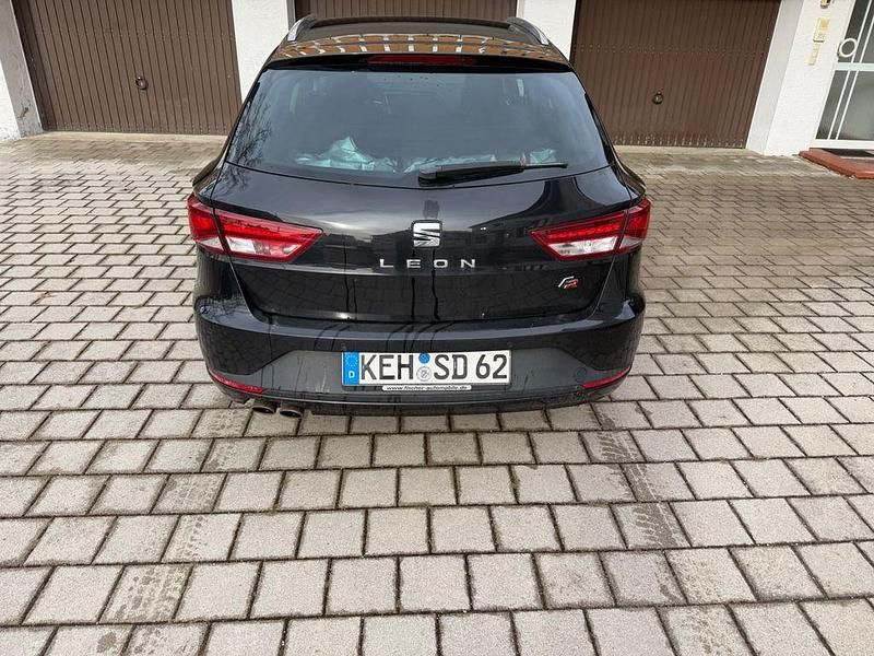 Gebraucht Seat Leon ST FR 184 PS (135 kW) 2015 Schwarz Kombi