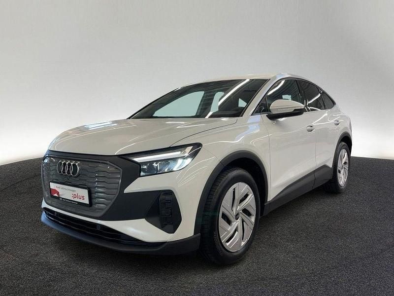 Gebraucht Audi e-tron Sportback 150 kW (204 PS) 2022 2y gletscherweiß metallic (metallic) SUV