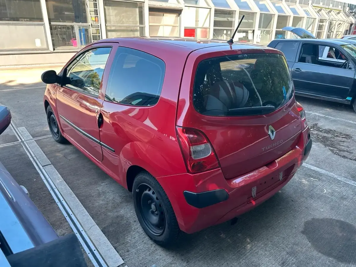 Gebraucht Renault Twingo 58 PS (42 kW) 2007 Rot Kleinwagen