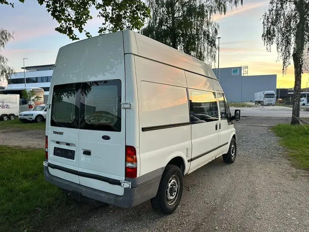 Gebraucht Ford Transit 125 PS (91 kW) 2002 Weiß Van / Kleinbus