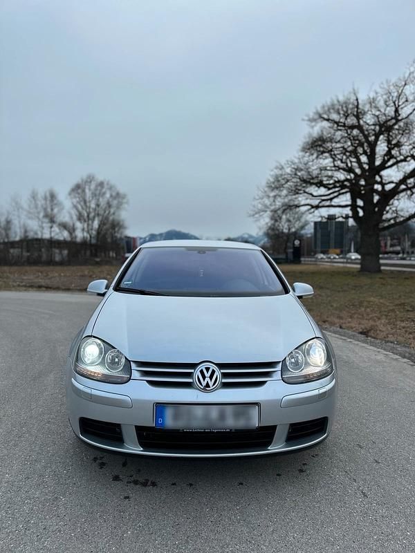 Gebraucht VW Golf V 140 PS (102 kW) 2006 Silber Kleinwagen
