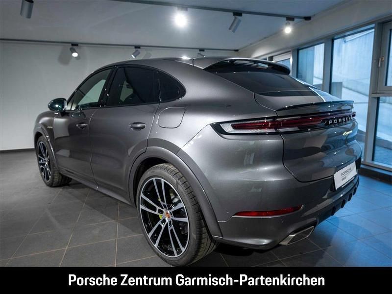 Gebraucht Porsche Cayenne 470 PS (345 kW) 2024 Grau SUV