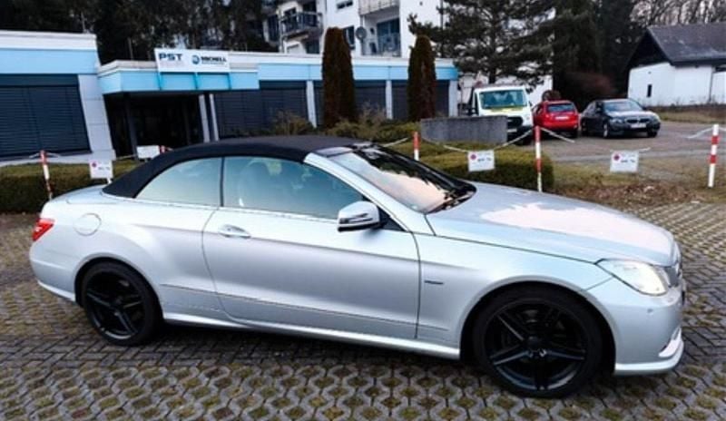 Gebraucht Mercedes E350 AMG 231 PS (169 kW) 2010 Silber Cabrio