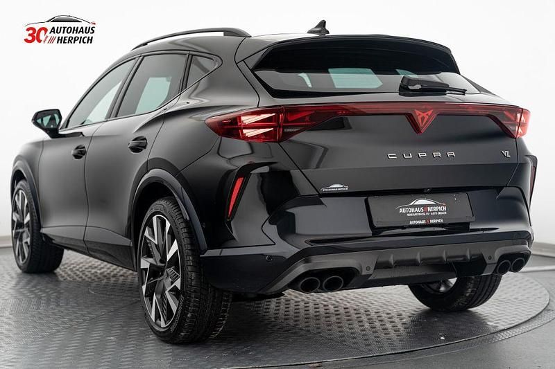 Neu Cupra Formentor VZ 333 PS (244 kW) 2025 Schwarz SUV