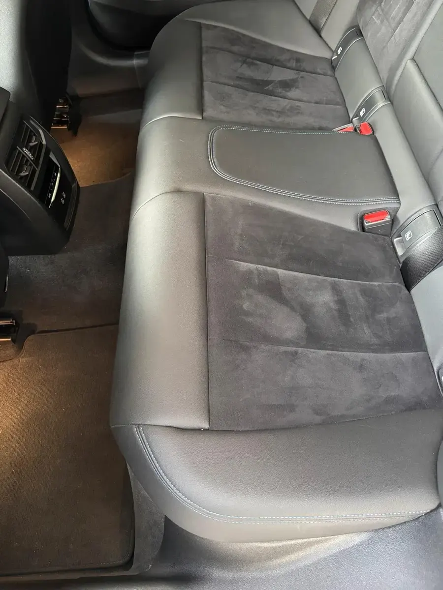 Gebraucht BMW 330e M Sport 292 PS (214 kW) 2024 Blau Kombi