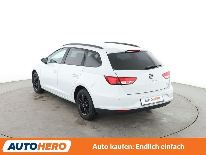 Begagnad Seat Leon Reference 110 HK (80 kW) 2015 Vit Kombi