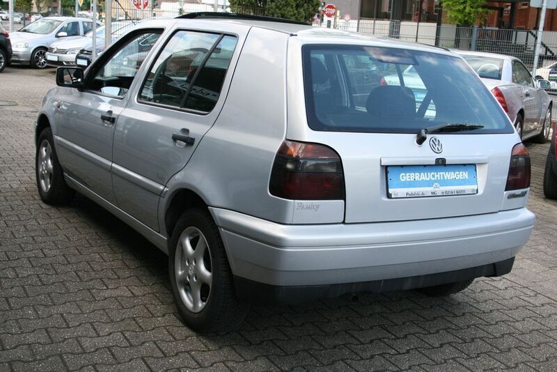 Gebraucht VW Golf III Family 75 PS (55 kW) 1997 Silber Limousine