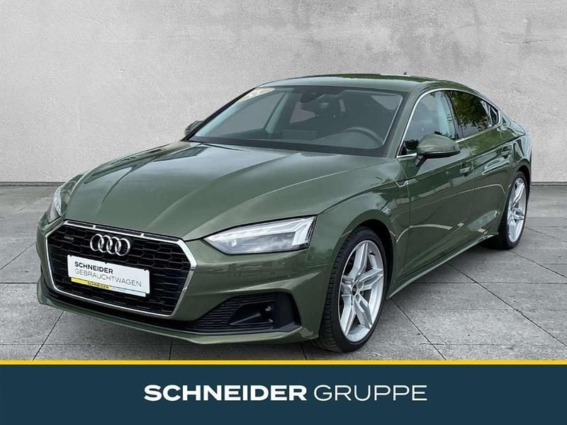 Distriktgrün metallic Gebraucht 2022 Audi A5 Sportback Limousine | 34.890 € (Etwas zu teuer) - Bild 1/4