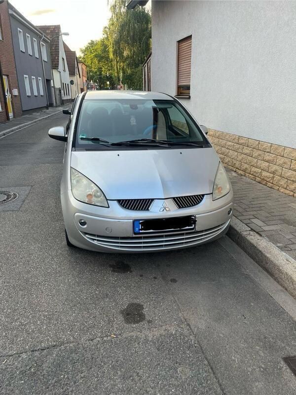 Silber Gebraucht 2006 Mitsubishi Colt Motion Limousine | 1.500 € - Bild 1/4