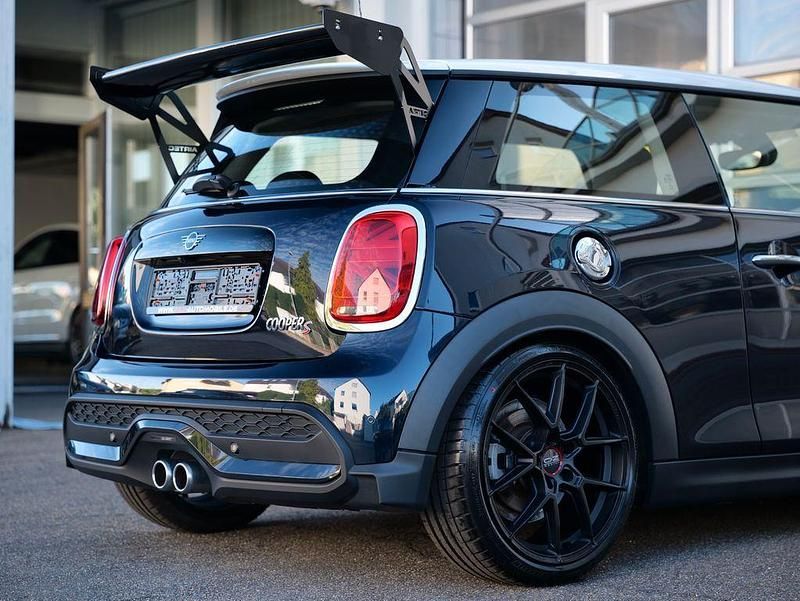 Schwarz Gebraucht 2021 Mini Cooper S Classic Kleinwagen | 26.800 € (Fairer Preis) - Bild 1/4
