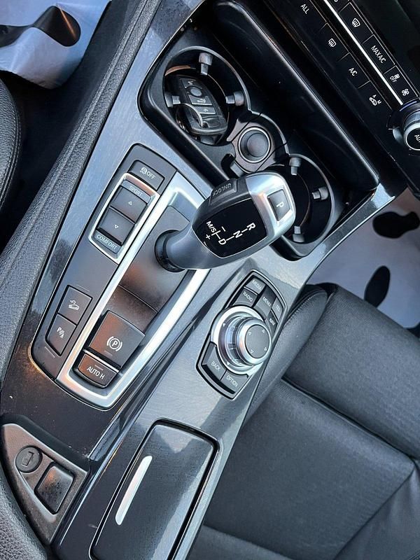 Gebraucht BMW 525 218 PS (160 kW) 2012 Weiß Kombi