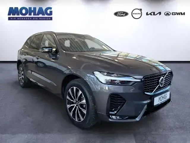 Gebraucht Volvo XC60 Plus 197 PS (144 kW) 2024 Grau SUV