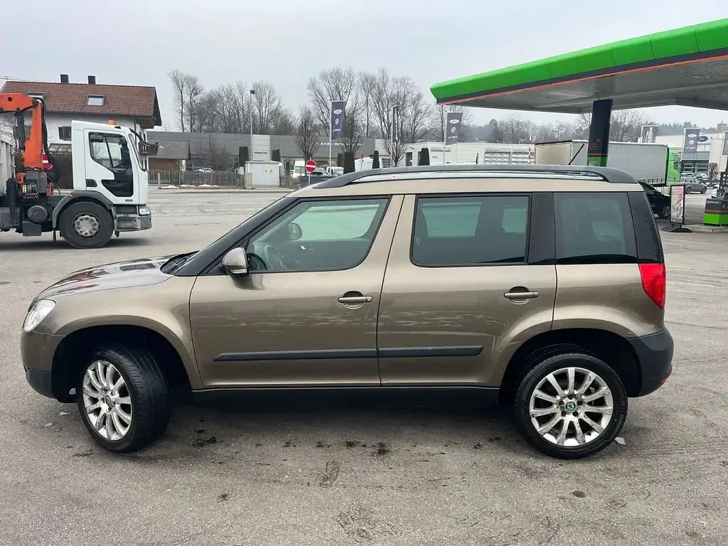 Gebraucht Skoda Yeti Ambition 160 PS (117 kW) 2011 Braun SUV