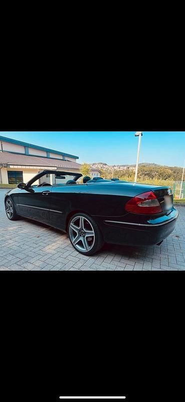 Gebraucht Mercedes CLK200 AMG 184 PS (135 kW) 2007 Schwarz Cabrio