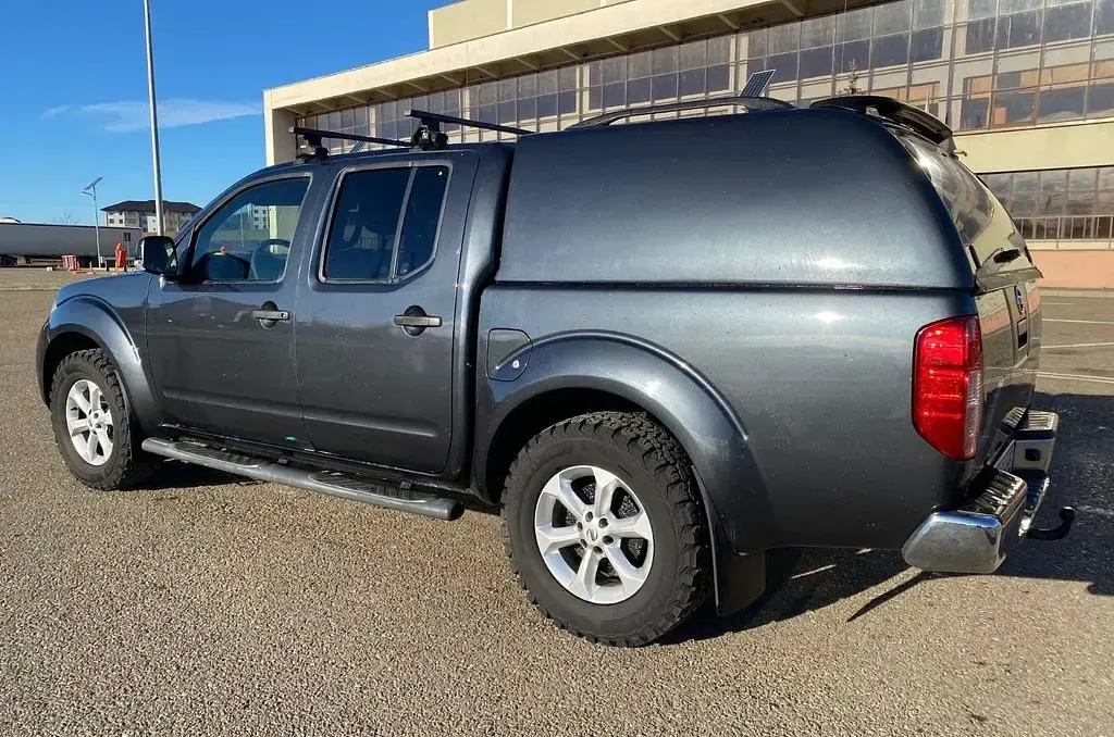 Gebraucht Nissan Navara 190 PS (139 kW) 2015 Schwarz Pickup