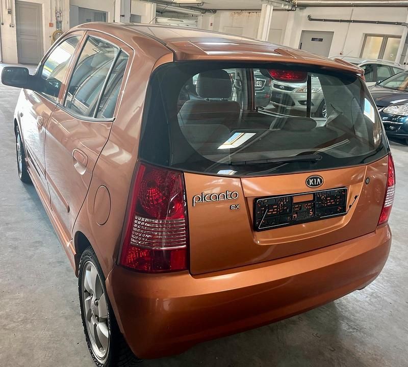 Gebraucht Kia Picanto 60 PS (44 kW) 2007 Orange Kleinwagen
