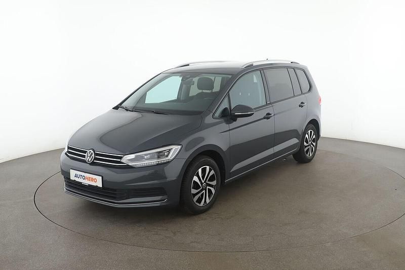 Grau Gebraucht 2022 VW Touran Active Van / Kleinbus | 30.840 € (Fairer Preis) - Bild 1/3