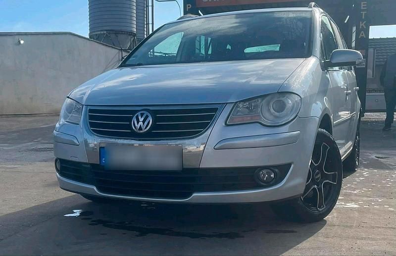 Gebraucht VW Touran 101 PS (74 kW) 2007 Silber Van / Kleinbus