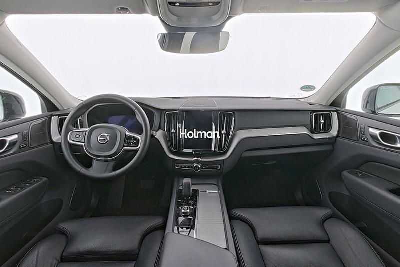 Gebraucht Volvo XC60 Plus 197 PS (144 kW) 2024 Weiß SUV